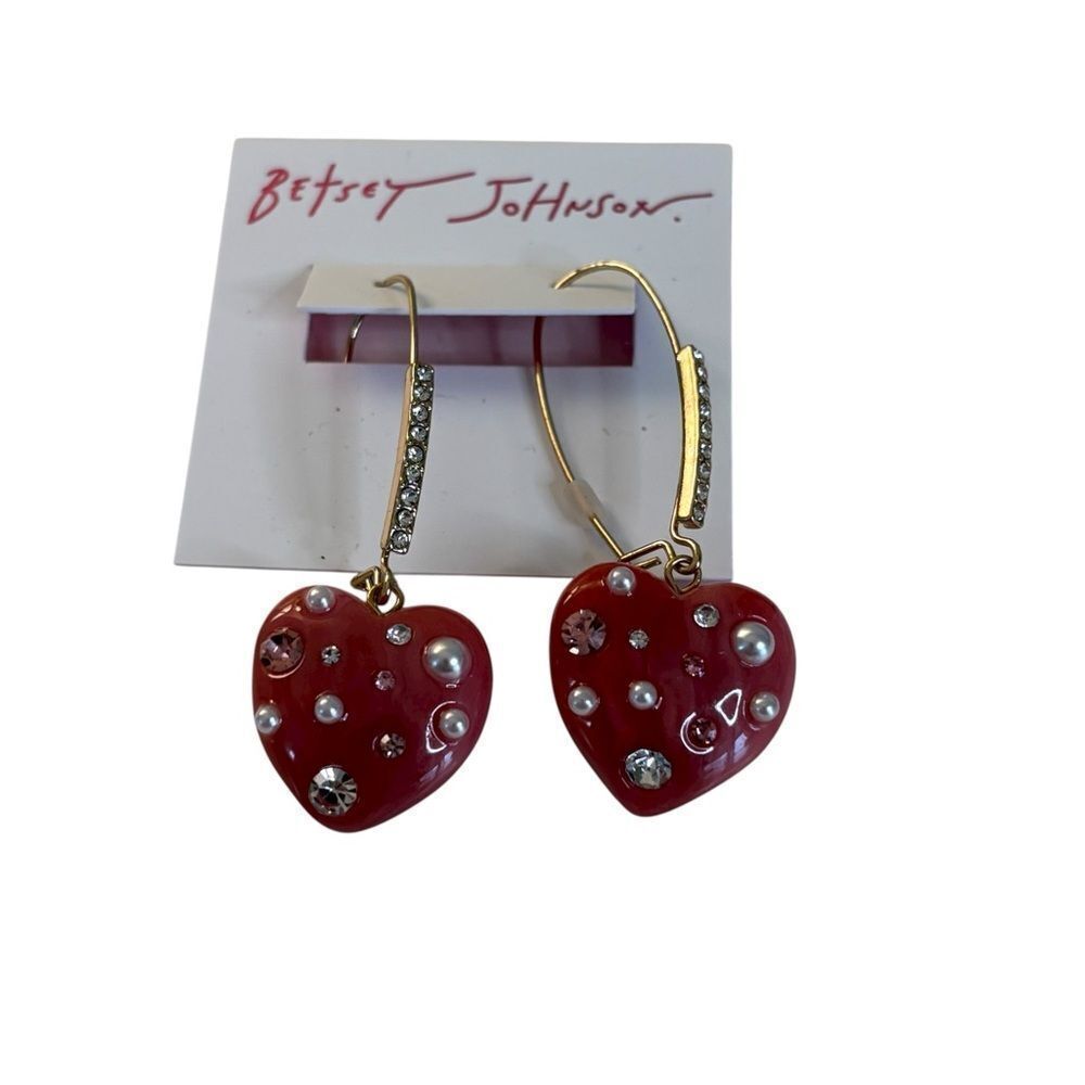 Betsey Johnson Pearly Pink Puffy Heart Dangle Earrings. - Picture 5 of 6
